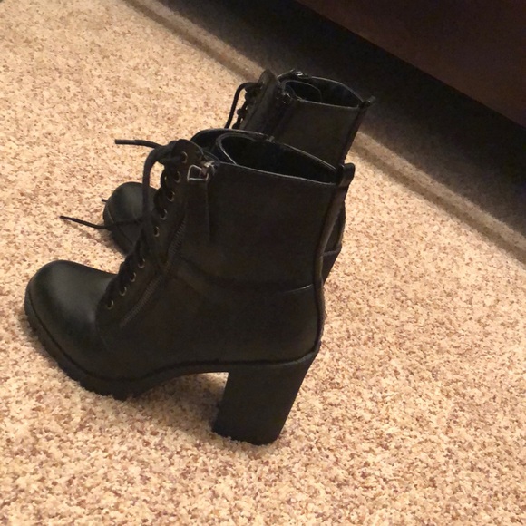 Soda Shoes - Platform boots